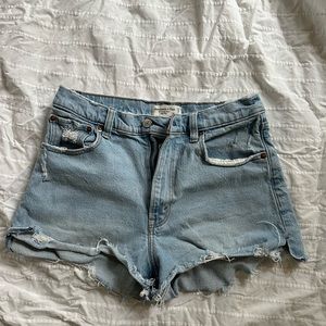 Abercrombie The Cutoff Short High Rise